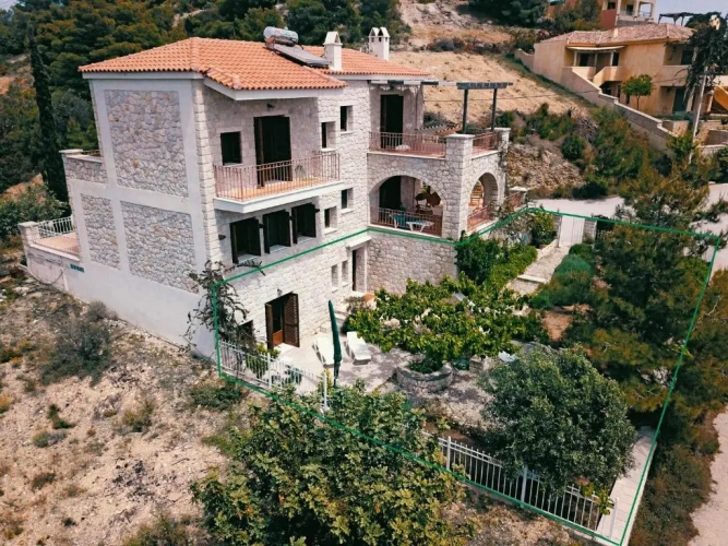 2 Bedrooms Cottage