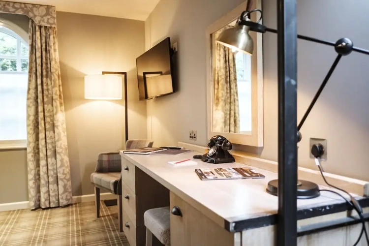 1 Bedroom Deluxe Double room