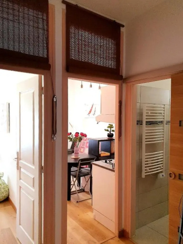 AC, cosy apartment, 15" sea