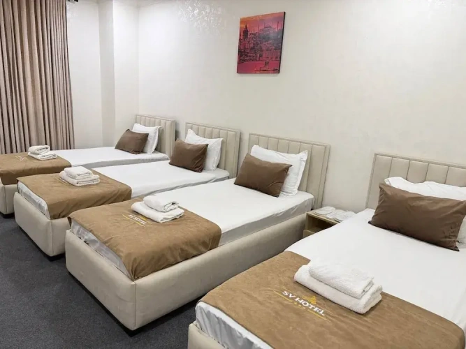 Business Quadruple room