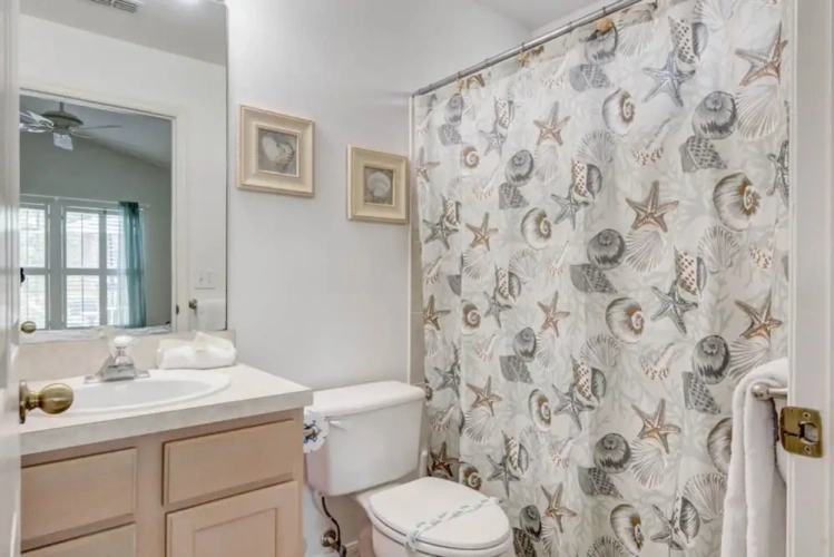 3 Bedrooms Cottage