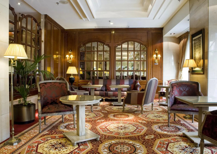 Hotel Emperador