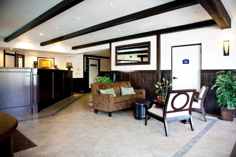 Stratford Inn