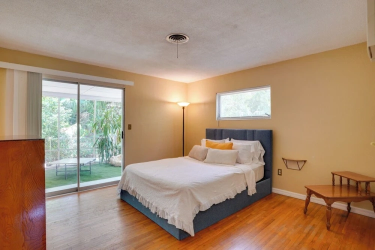 3 Bedrooms Cottage