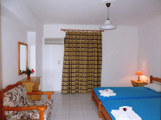 Anthia Apartments