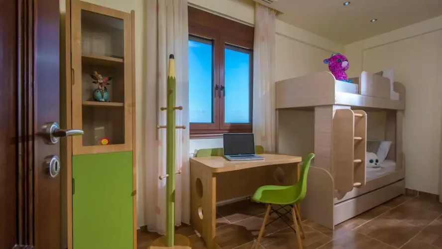 Sunshine Villa