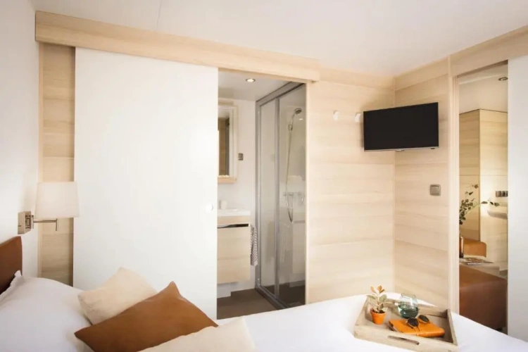 2 Bedrooms Luxury room