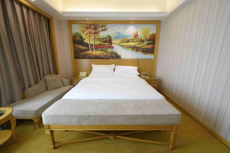 Double Family Suite with street view
