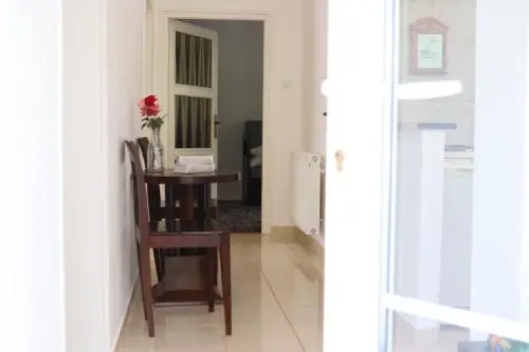 GrapeWine Guesthouse