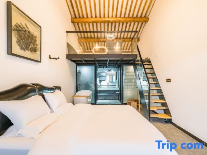 2 Bedrooms Suite