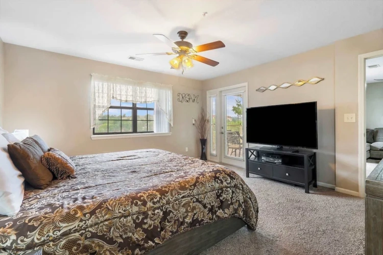 Standard room with balcony and with golf view