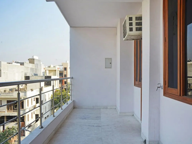 Oyo 23465 Sky Residency