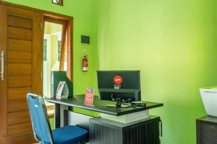 OYO 1399 Cemara Residence Syariah