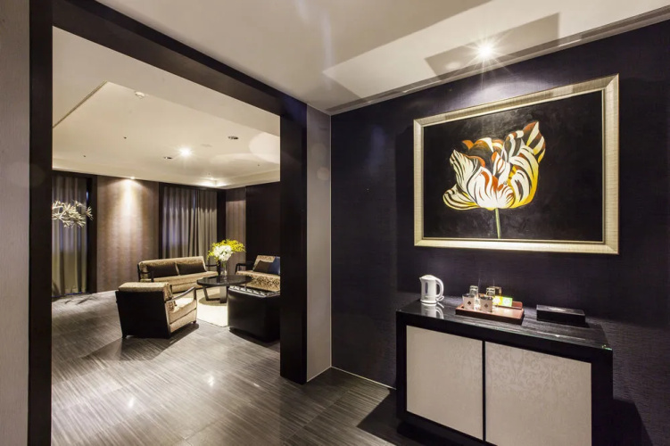 Mirage Hotel