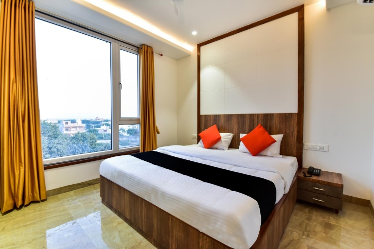 Standard Suite