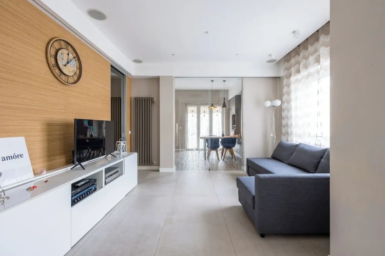 3 Bedrooms Apartment with balcony