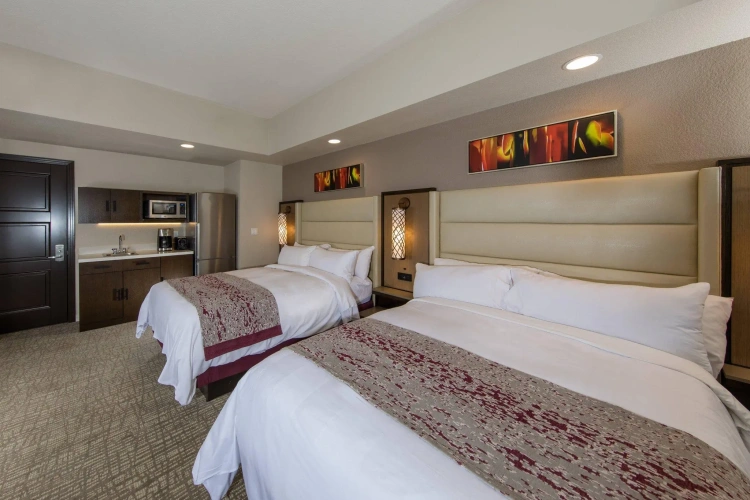 Standard Quadruple room with balcony
