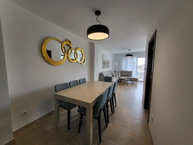3 Bedrooms Apartment