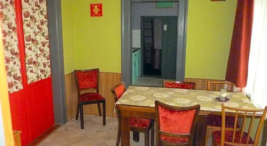 Kék Kapu Vendegház