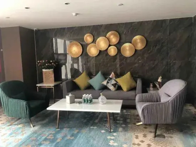 REX Hotel