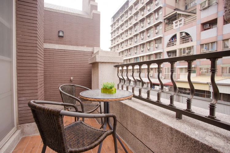 Feng Chia Skyhouse
