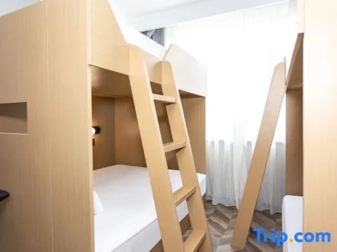Standard Quintuple room