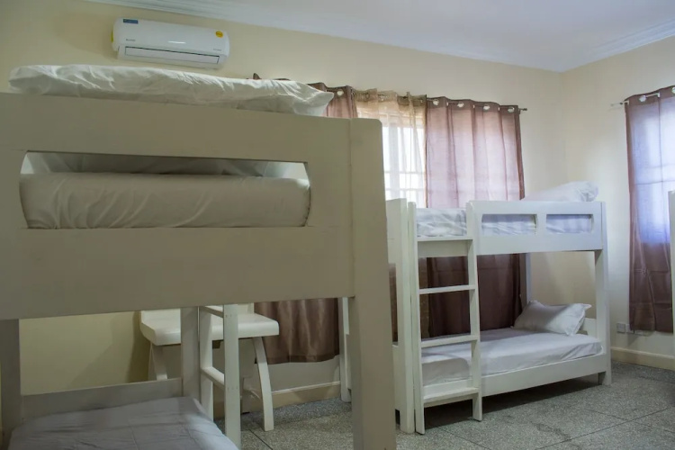Brannic Lodge - Hostel