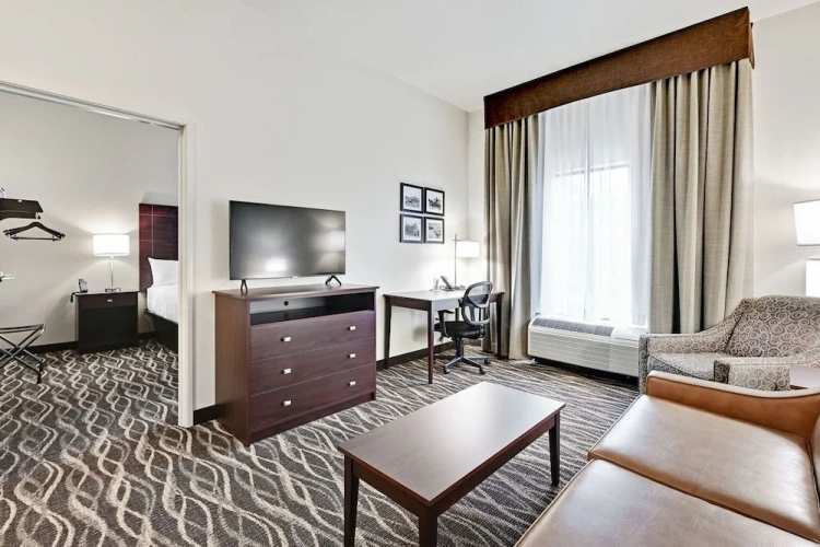 Double Suite