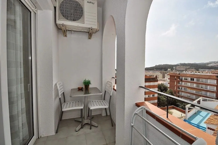 Apartment Wok Lloretholiday
