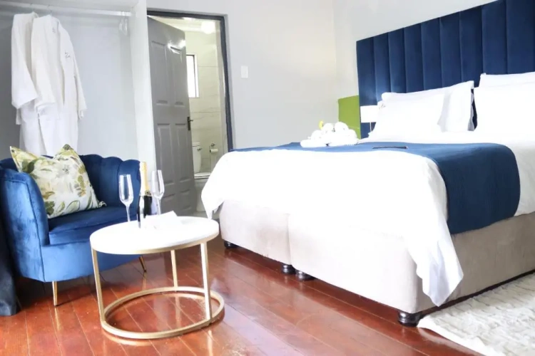 Deluxe Double Suite