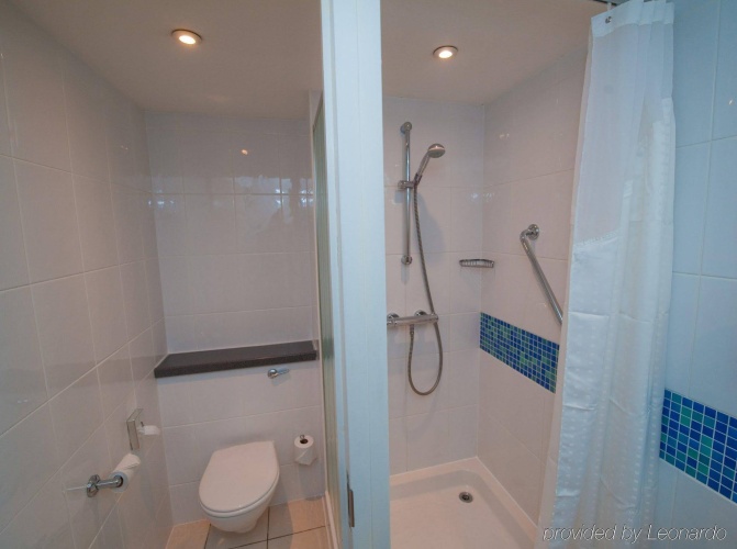 Holiday Inn Express - Edinburgh City Centre photo 11