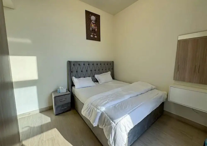Spacious 3BR in Azizi Riviera by Bespoke