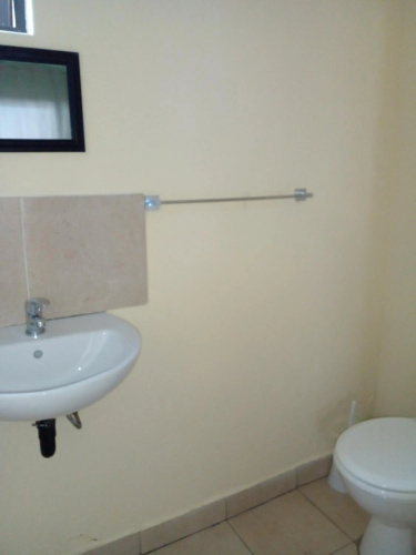 Lisokhanya GuestHouse