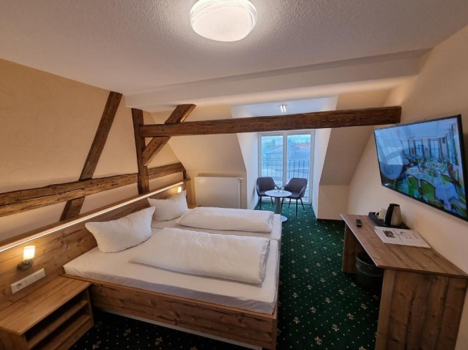 Deluxe Double room with balcony