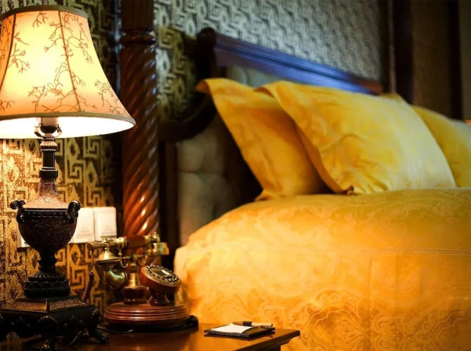 Deluxe Suite