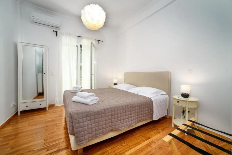Acropolis area family friendly 2bdr apartment