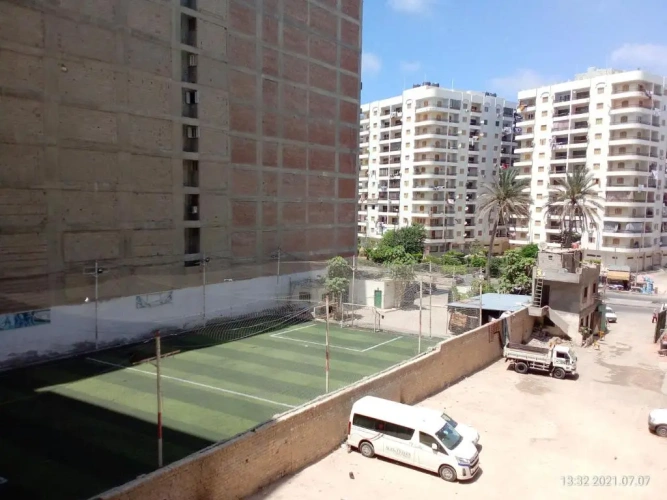 3 Bedrooms Apartment