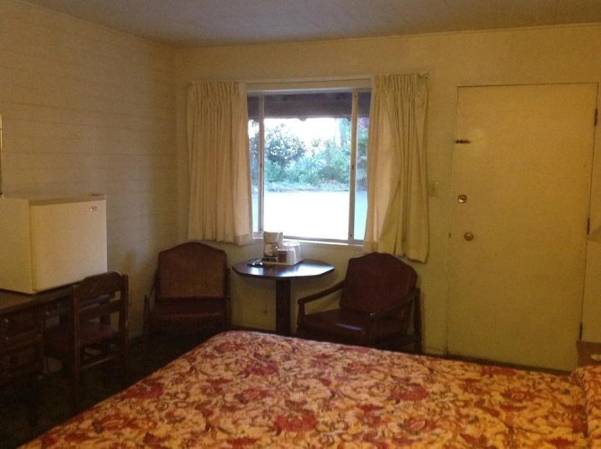 Wiebe Motel