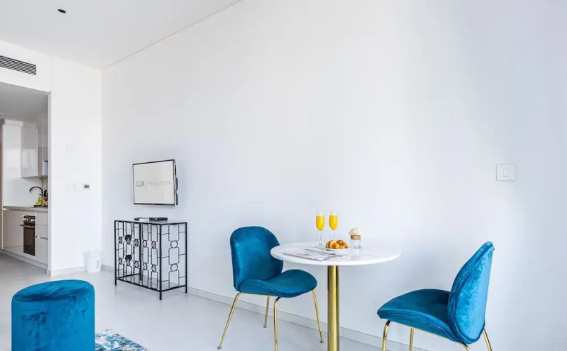 LUX Holiday Home - Marquise Square 1