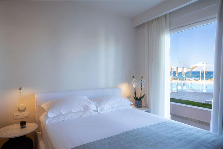 Akrogiali Beach Hotel Apartments