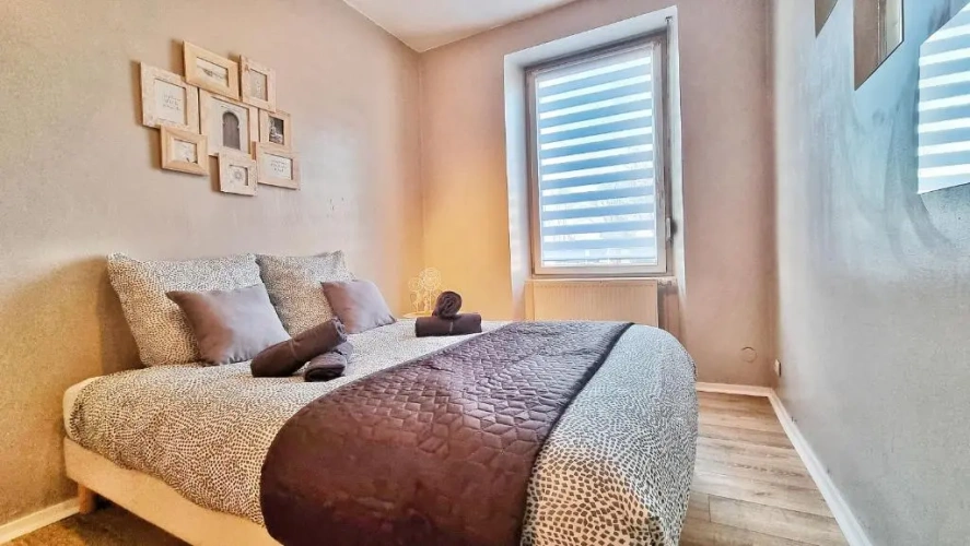 2 Bedrooms Apartment
