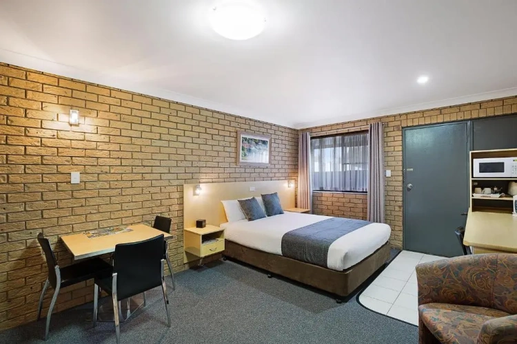 2 Bedrooms Family Apartment