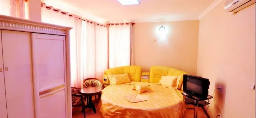 Infinity Hotel