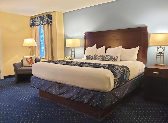 Bar Harbor Manor photo 16