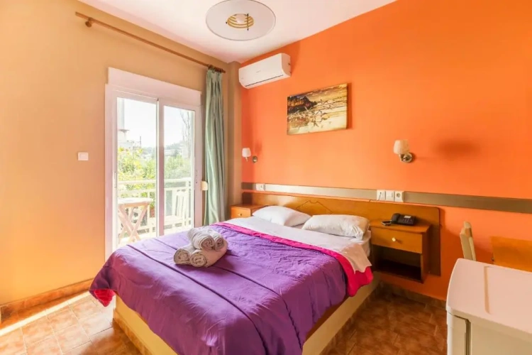Standard Double room with garden view