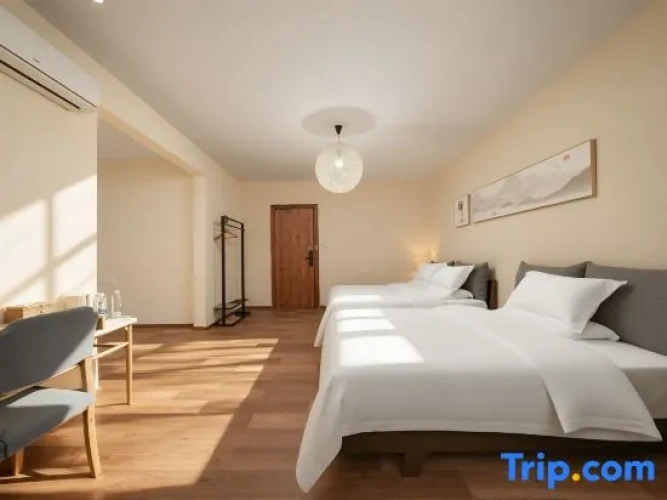 Luxury Family Suite with river view