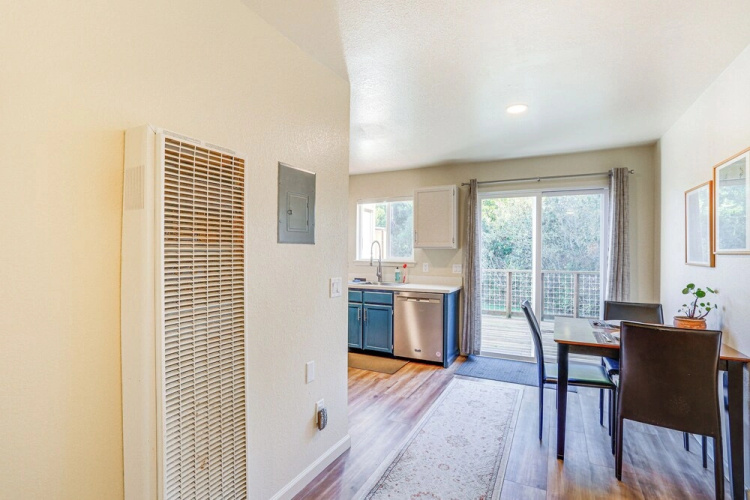 Airy Fortuna Apartment With Deck!