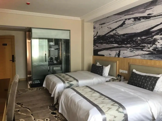 St. Moritz Business Hotel