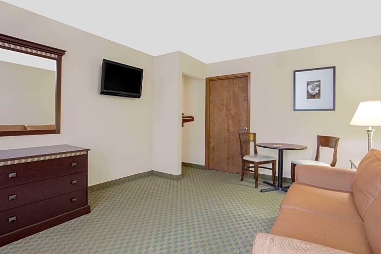 1 Bedroom Double Suite