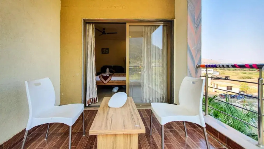 1 India Resorts